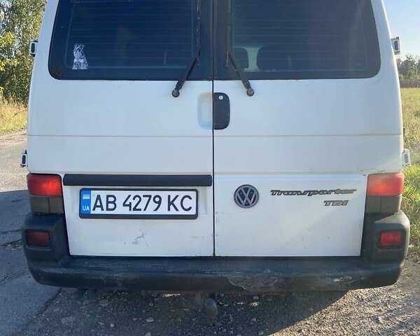 Білий Фольксваген Transporter, об'ємом двигуна 2.5 л та пробігом 470 тис. км за 6500 $, фото 2 на Automoto.ua