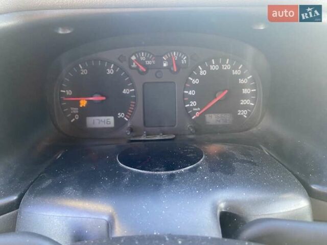 Білий Фольксваген Transporter, об'ємом двигуна 2.5 л та пробігом 470 тис. км за 6500 $, фото 1 на Automoto.ua