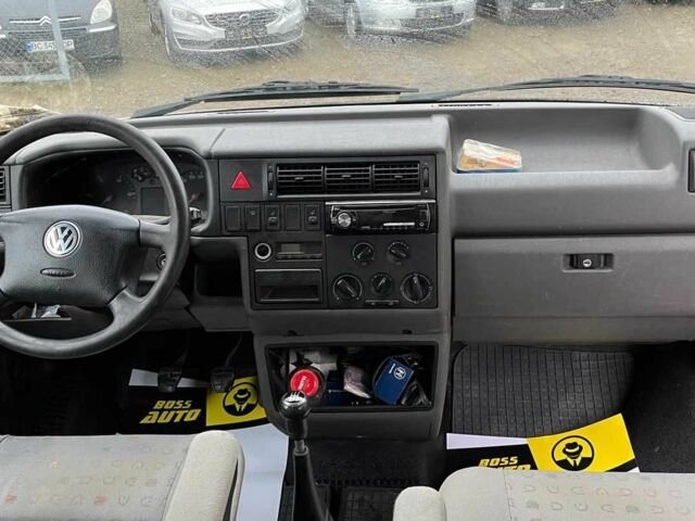 Білий Фольксваген Transporter, об'ємом двигуна 2.5 л та пробігом 423 тис. км за 7799 $, фото 10 на Automoto.ua