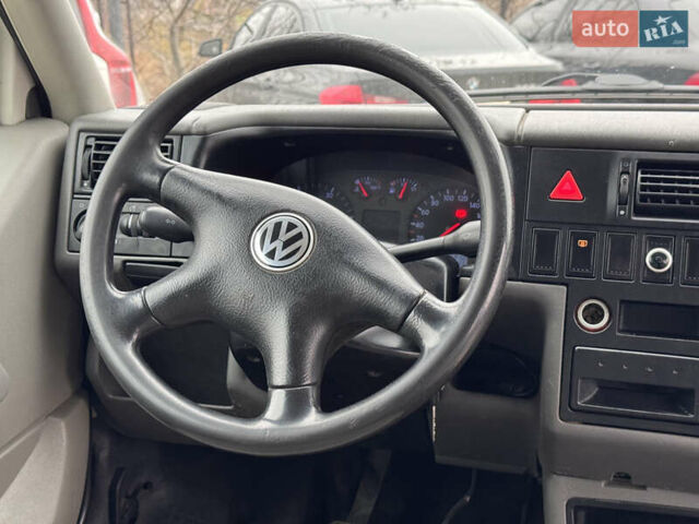 Білий Фольксваген Transporter, об'ємом двигуна 1.9 л та пробігом 285 тис. км за 5600 $, фото 18 на Automoto.ua