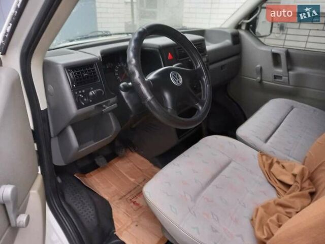 Белый Фольксваген Transporter, объемом двигателя 1.9 л и пробегом 341 тыс. км за 7100 $, фото 8 на Automoto.ua