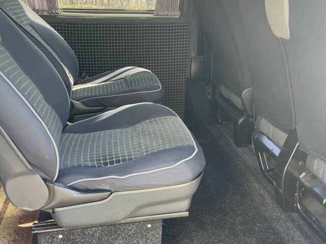 Білий Фольксваген Transporter, об'ємом двигуна 2.5 л та пробігом 310 тис. км за 8000 $, фото 7 на Automoto.ua