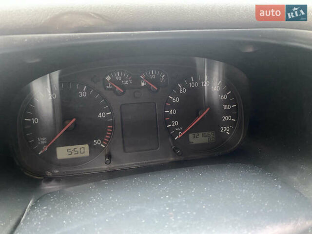 Белый Фольксваген Transporter, объемом двигателя 2.46 л и пробегом 320 тыс. км за 7700 $, фото 8 на Automoto.ua