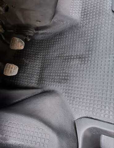 Белый Фольксваген Transporter, объемом двигателя 2.5 л и пробегом 386 тыс. км за 8000 $, фото 17 на Automoto.ua