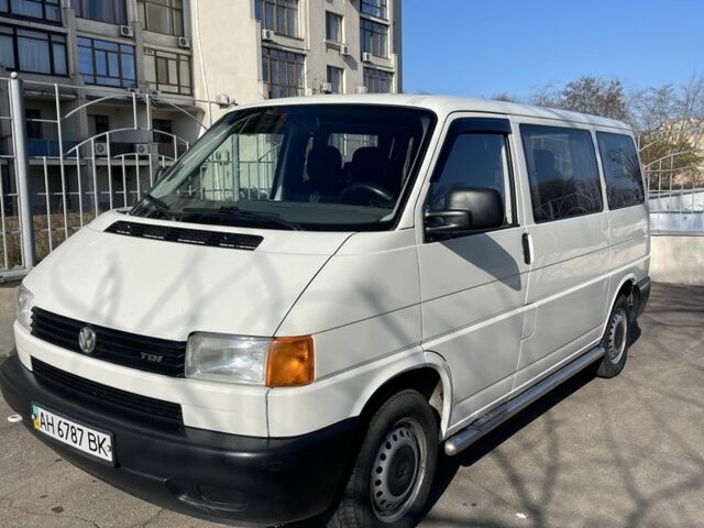 Білий Фольксваген Transporter, об'ємом двигуна 2.5 л та пробігом 310 тис. км за 8000 $, фото 1 на Automoto.ua