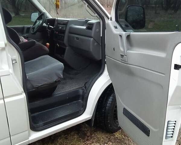 Белый Фольксваген Transporter, объемом двигателя 1.9 л и пробегом 371 тыс. км за 5500 $, фото 15 на Automoto.ua