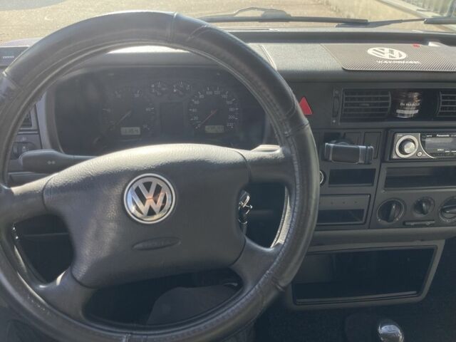 Білий Фольксваген Transporter, об'ємом двигуна 2.5 л та пробігом 310 тис. км за 8000 $, фото 10 на Automoto.ua