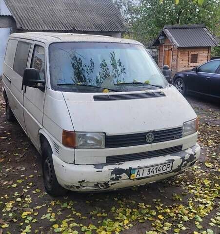 Белый Фольксваген Transporter, объемом двигателя 2.5 л и пробегом 320 тыс. км за 3600 $, фото 8 на Automoto.ua