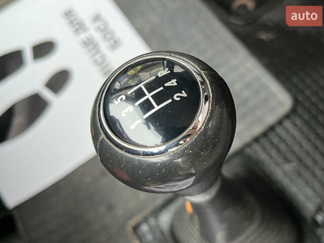 Белый Фольксваген Transporter, объемом двигателя 2.46 л и пробегом 423 тыс. км за 7799 $, фото 12 на Automoto.ua