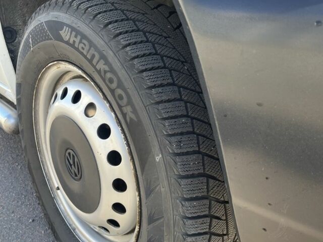 Білий Фольксваген Transporter, об'ємом двигуна 2.5 л та пробігом 310 тис. км за 8000 $, фото 8 на Automoto.ua