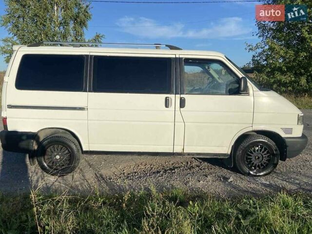 Білий Фольксваген Transporter, об'ємом двигуна 2.5 л та пробігом 470 тис. км за 6500 $, фото 3 на Automoto.ua