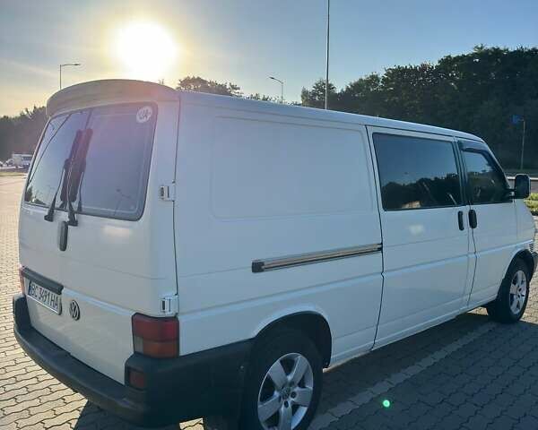 Білий Фольксваген Transporter, об'ємом двигуна 2.5 л та пробігом 425 тис. км за 7450 $, фото 4 на Automoto.ua