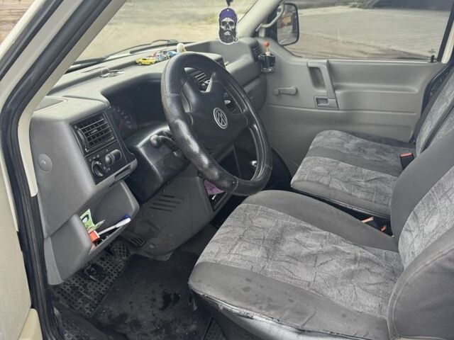 Белый Фольксваген Transporter, объемом двигателя 1.9 л и пробегом 345 тыс. км за 5200 $, фото 5 на Automoto.ua