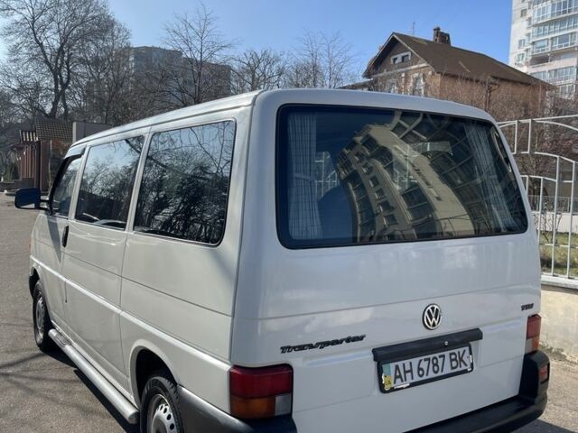 Білий Фольксваген Transporter, об'ємом двигуна 2.5 л та пробігом 310 тис. км за 8000 $, фото 2 на Automoto.ua