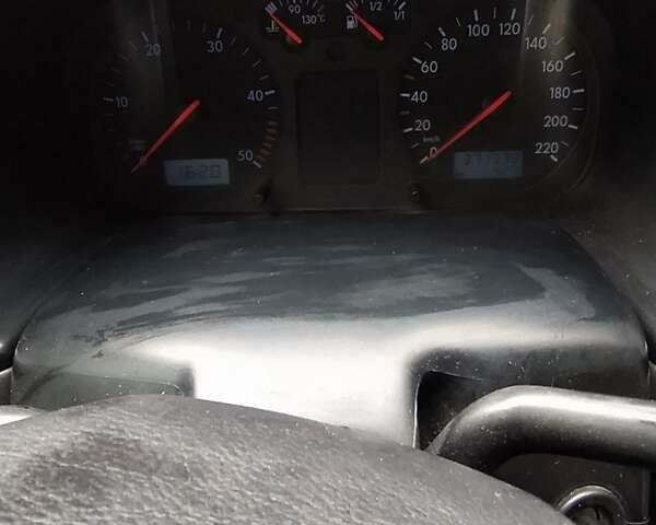 Белый Фольксваген Transporter, объемом двигателя 1.9 л и пробегом 371 тыс. км за 5500 $, фото 8 на Automoto.ua