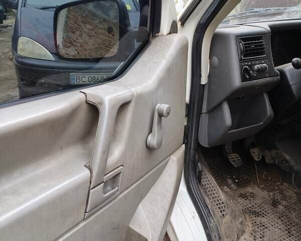 Белый Фольксваген Transporter, объемом двигателя 2.4 л и пробегом 400 тыс. км за 3700 $, фото 4 на Automoto.ua