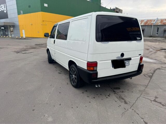 Белый Фольксваген Transporter, объемом двигателя 1.9 л и пробегом 345 тыс. км за 5200 $, фото 1 на Automoto.ua