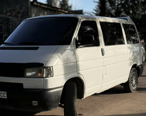 Білий Фольксваген Transporter, об'ємом двигуна 2.5 л та пробігом 440 тис. км за 5999 $, фото 13 на Automoto.ua