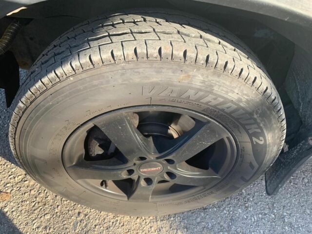 Белый Фольксваген Transporter, объемом двигателя 2.5 л и пробегом 400 тыс. км за 4903 $, фото 8 на Automoto.ua