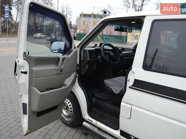 Белый Фольксваген Transporter, объемом двигателя 2.46 л и пробегом 364 тыс. км за 7500 $, фото 12 на Automoto.ua