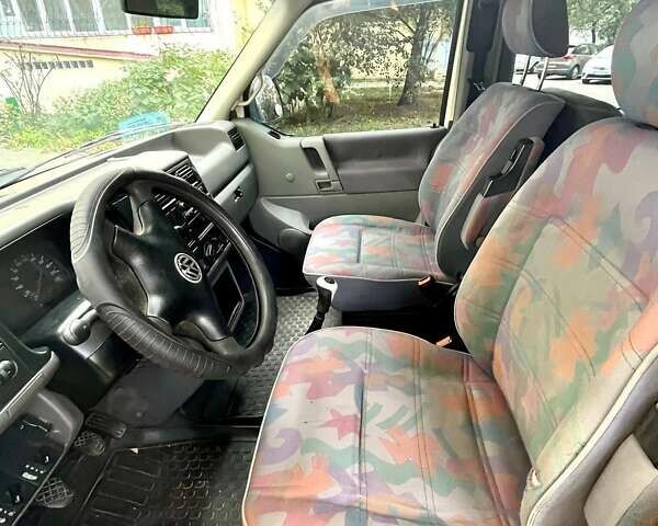 Белый Фольксваген Transporter, объемом двигателя 2.46 л и пробегом 340 тыс. км за 5800 $, фото 7 на Automoto.ua