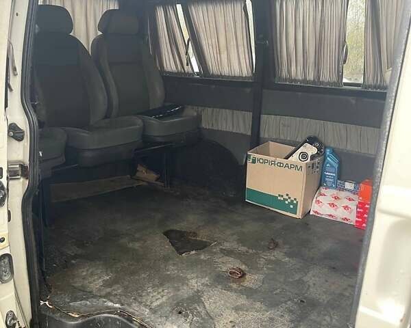 Белый Фольксваген Transporter, объемом двигателя 2.5 л и пробегом 510 тыс. км за 5000 $, фото 26 на Automoto.ua