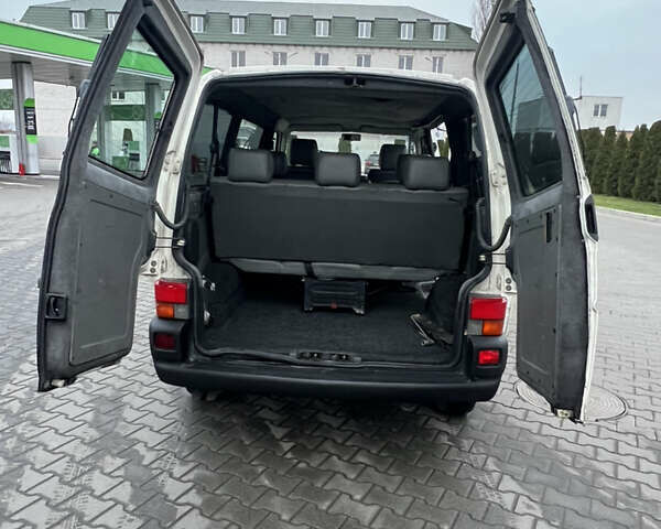 Белый Фольксваген Transporter, объемом двигателя 2.5 л и пробегом 250 тыс. км за 5999 $, фото 9 на Automoto.ua