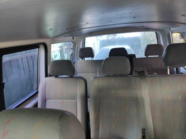 Белый Фольксваген Transporter, объемом двигателя 1.9 л и пробегом 291 тыс. км за 8000 $, фото 1 на Automoto.ua