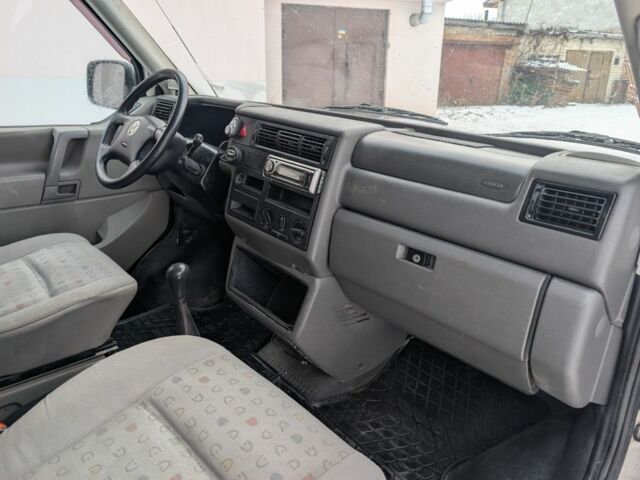 Белый Фольксваген Transporter, объемом двигателя 2.5 л и пробегом 350 тыс. км за 6000 $, фото 8 на Automoto.ua