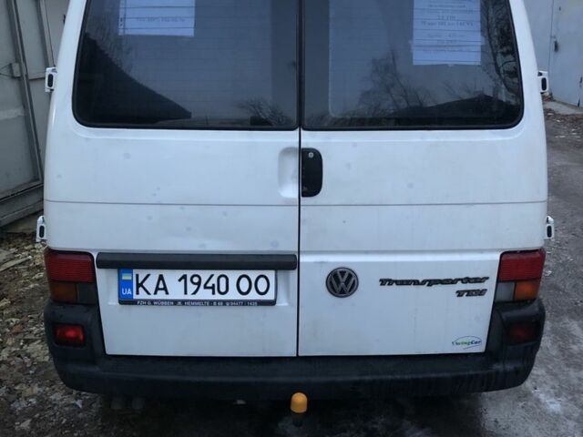 Білий Фольксваген Transporter, об'ємом двигуна 2.5 л та пробігом 421 тис. км за 5864 $, фото 14 на Automoto.ua