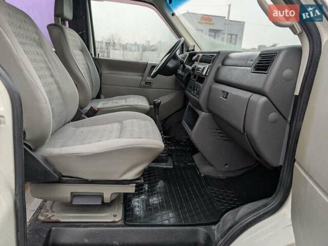 Белый Фольксваген Transporter, объемом двигателя 2.5 л и пробегом 600 тыс. км за 6650 $, фото 15 на Automoto.ua