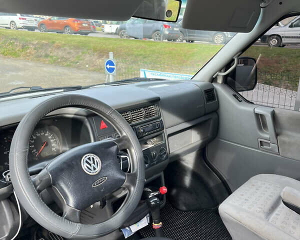Белый Фольксваген Transporter, объемом двигателя 2.46 л и пробегом 453 тыс. км за 7200 $, фото 5 на Automoto.ua