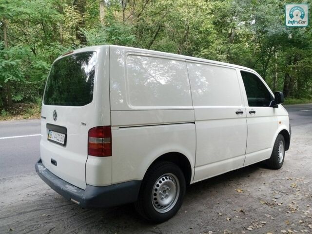 Белый Фольксваген Transporter, объемом двигателя 1.9 л и пробегом 380 тыс. км за 5800 $, фото 1 на Automoto.ua