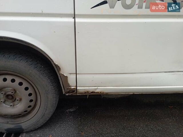 Белый Фольксваген Transporter, объемом двигателя 2.5 л и пробегом 487 тыс. км за 4999 $, фото 6 на Automoto.ua