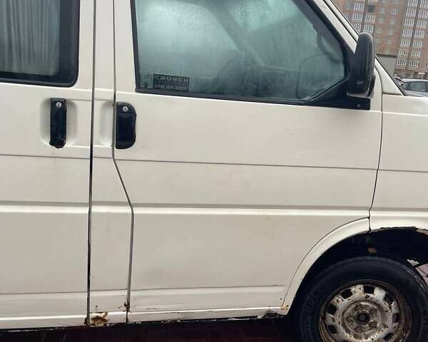 Белый Фольксваген Transporter, объемом двигателя 2.5 л и пробегом 510 тыс. км за 5000 $, фото 2 на Automoto.ua