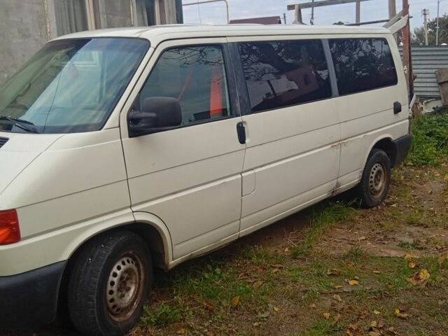 Белый Фольксваген Transporter, объемом двигателя 2.5 л и пробегом 436 тыс. км за 4500 $, фото 2 на Automoto.ua