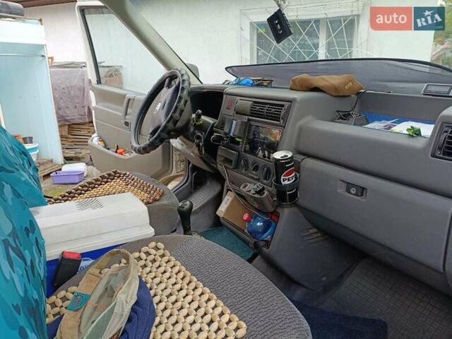Білий Фольксваген Transporter, об'ємом двигуна 2.5 л та пробігом 459 тис. км за 5300 $, фото 18 на Automoto.ua
