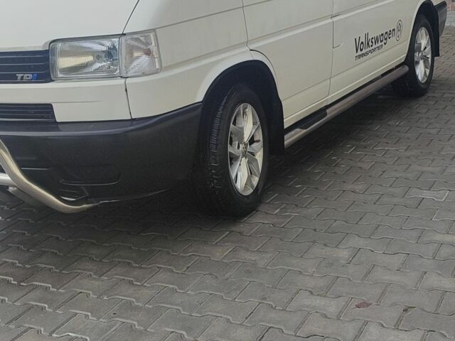 Белый Фольксваген Transporter, объемом двигателя 2.5 л и пробегом 470 тыс. км за 6500 $, фото 7 на Automoto.ua