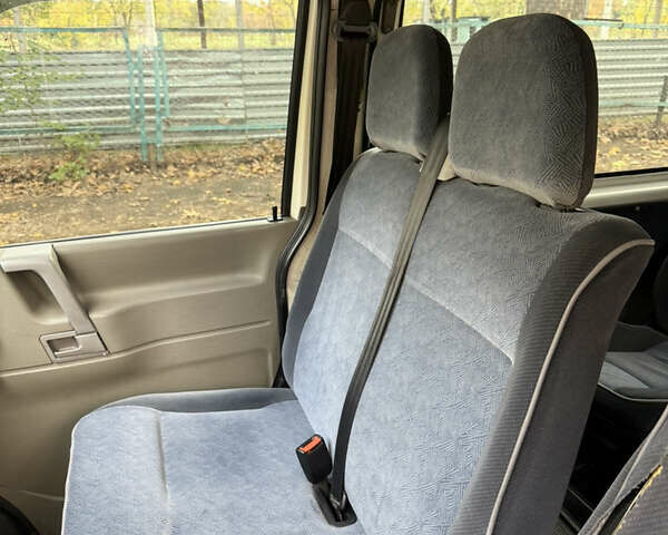 Білий Фольксваген Transporter, об'ємом двигуна 2.5 л та пробігом 445 тис. км за 7300 $, фото 20 на Automoto.ua