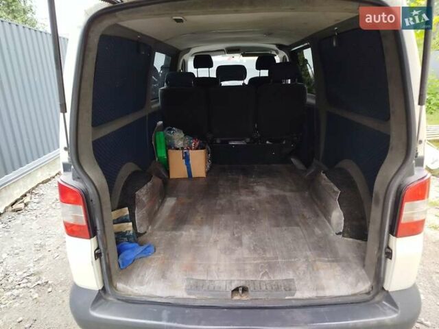 Белый Фольксваген Transporter, объемом двигателя 2.5 л и пробегом 242 тыс. км за 7000 $, фото 25 на Automoto.ua