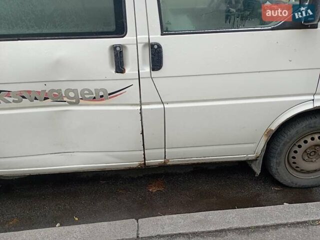 Белый Фольксваген Transporter, объемом двигателя 2.5 л и пробегом 487 тыс. км за 4999 $, фото 7 на Automoto.ua