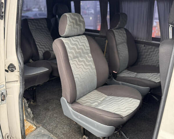 Білий Фольксваген Transporter, об'ємом двигуна 1.9 л та пробігом 420 тис. км за 7000 $, фото 7 на Automoto.ua