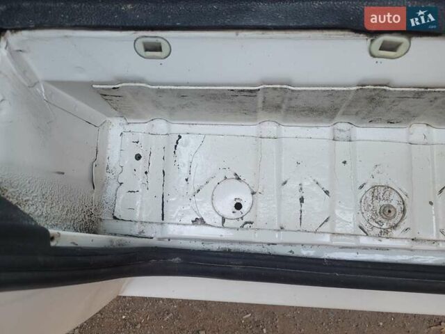 Белый Фольксваген Transporter, объемом двигателя 2.5 л и пробегом 441 тыс. км за 7550 $, фото 31 на Automoto.ua