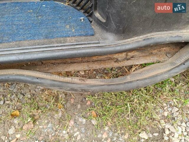 Білий Фольксваген Transporter, об'ємом двигуна 2.5 л та пробігом 459 тис. км за 5300 $, фото 21 на Automoto.ua