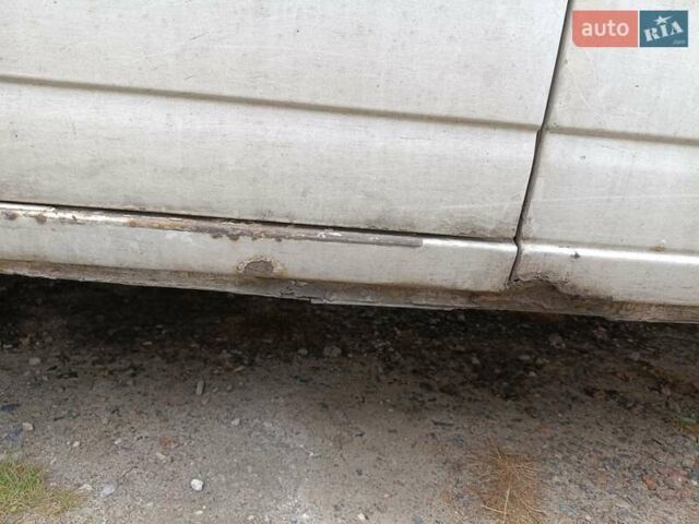 Білий Фольксваген Transporter, об'ємом двигуна 2.5 л та пробігом 459 тис. км за 5300 $, фото 11 на Automoto.ua