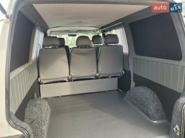 Белый Фольксваген Transporter, объемом двигателя 2.5 л и пробегом 441 тыс. км за 7550 $, фото 61 на Automoto.ua