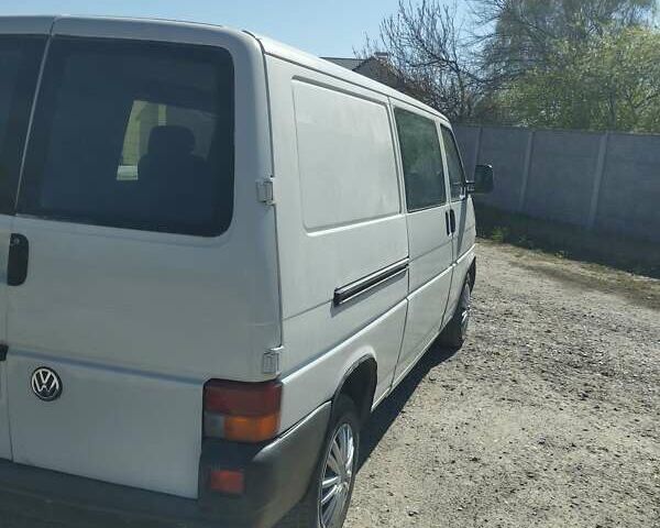 Белый Фольксваген Transporter, объемом двигателя 2.5 л и пробегом 475 тыс. км за 6000 $, фото 6 на Automoto.ua