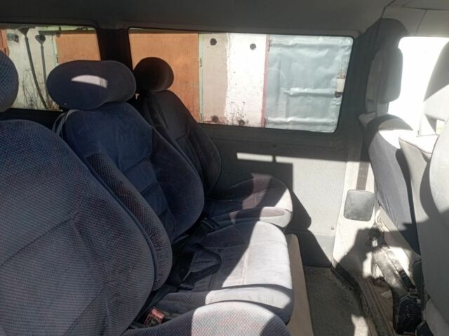 Белый Фольксваген Transporter, объемом двигателя 0 л и пробегом 429 тыс. км за 5500 $, фото 13 на Automoto.ua