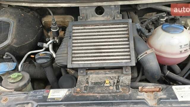 Белый Фольксваген Transporter, объемом двигателя 2.46 л и пробегом 583 тыс. км за 7500 $, фото 8 на Automoto.ua