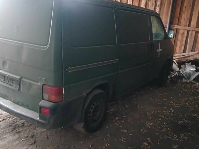 Белый Фольксваген Transporter, объемом двигателя 2.5 л и пробегом 607 тыс. км за 1700 $, фото 3 на Automoto.ua